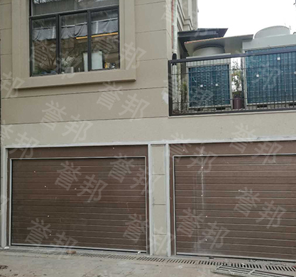 ܇���T����չʾ